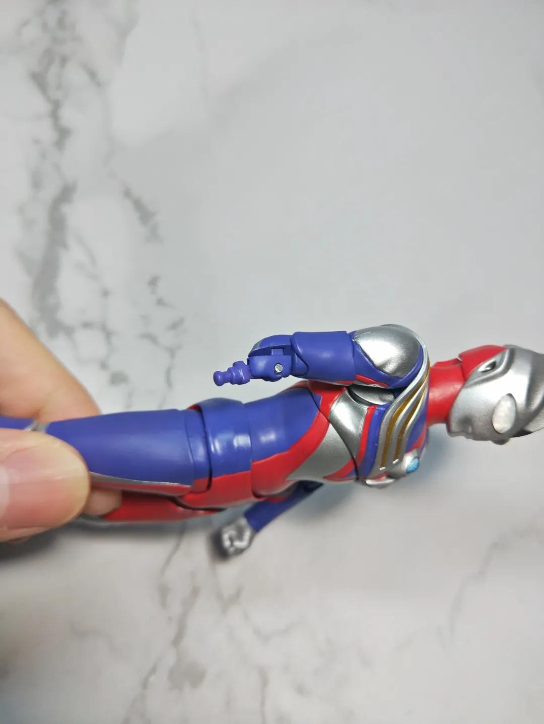 光的继承者图片,shf系列迪迦奥特曼开箱视频