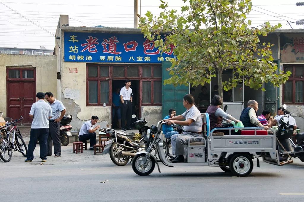 荥阳古城前世今生,荥阳火车站以前辉煌的样子