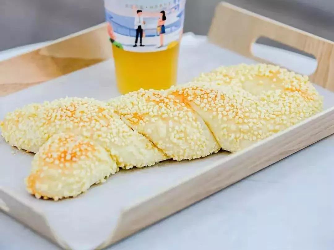 奈雪开业送惊喜！muji、优衣库众大牌低价狂欢！国潮大秀华丽来袭