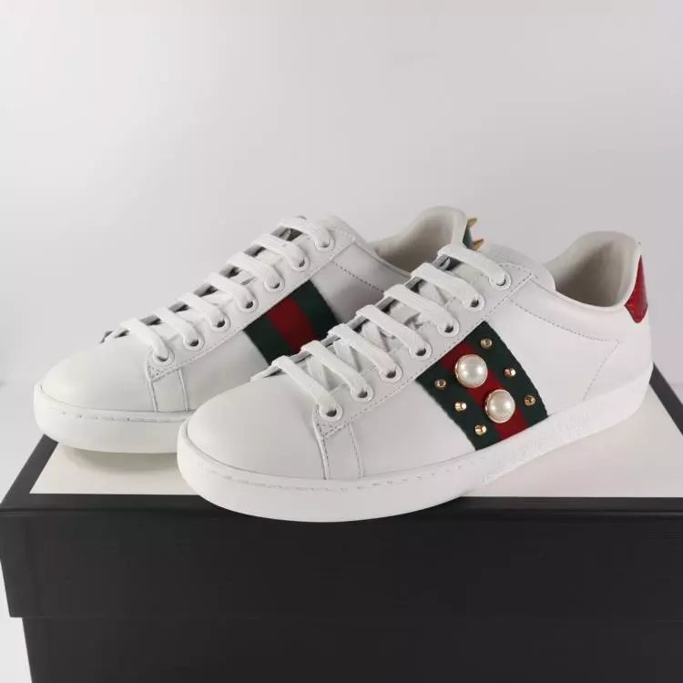 万搭小白鞋，C4N详解各路奢侈品小白鞋优缺点！想入手看这！