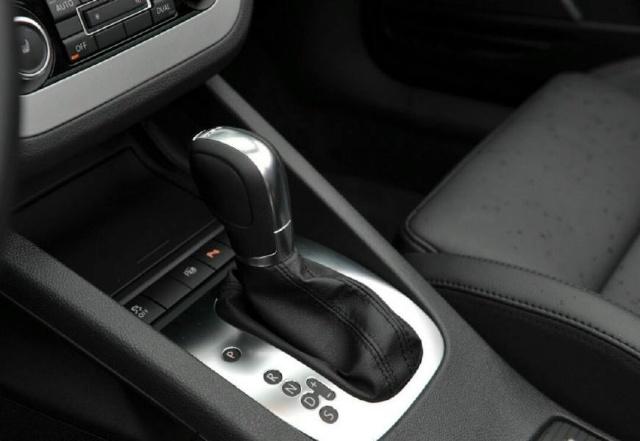 大众eos敞篷跑车缺缸,大众eos敞篷跑车二手怎么样