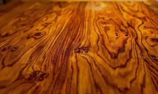 同样都是红木价格怎么相差,同样的实木家具价格相差大