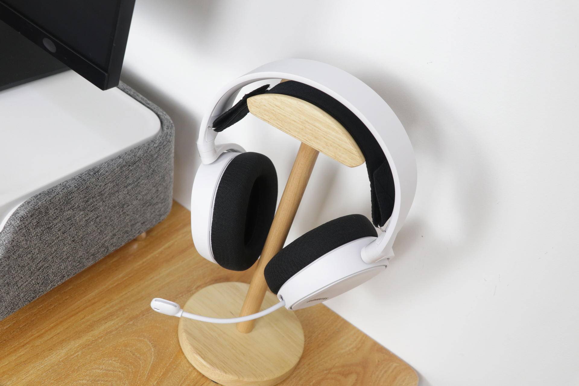 赛睿耳机寒冰5怎么用,赛睿寒冰5吃鸡最佳设置