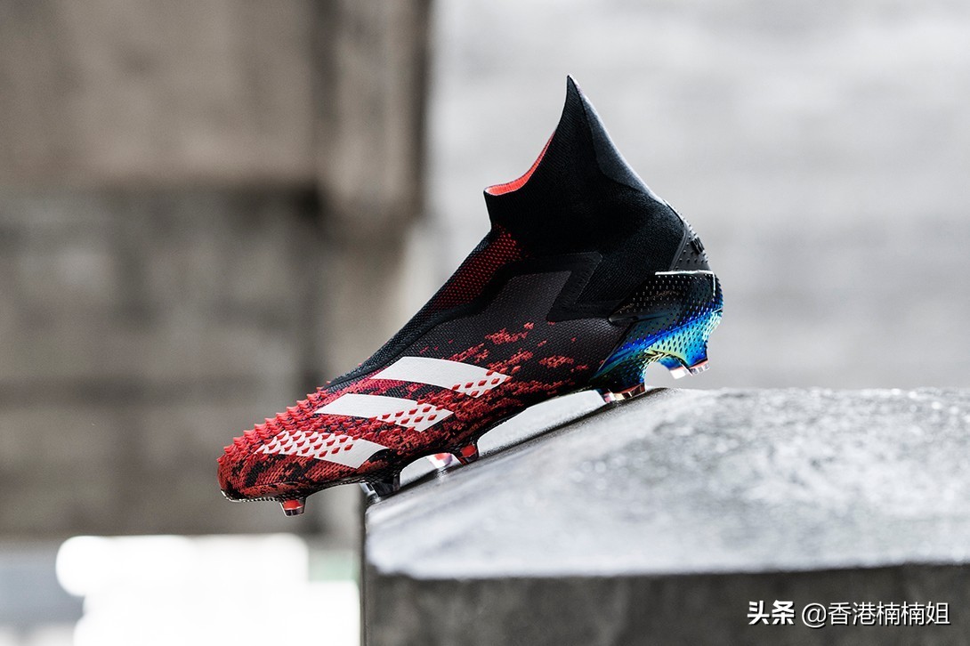 黑科技足球鞋,adidas科技bounce跑步鞋
