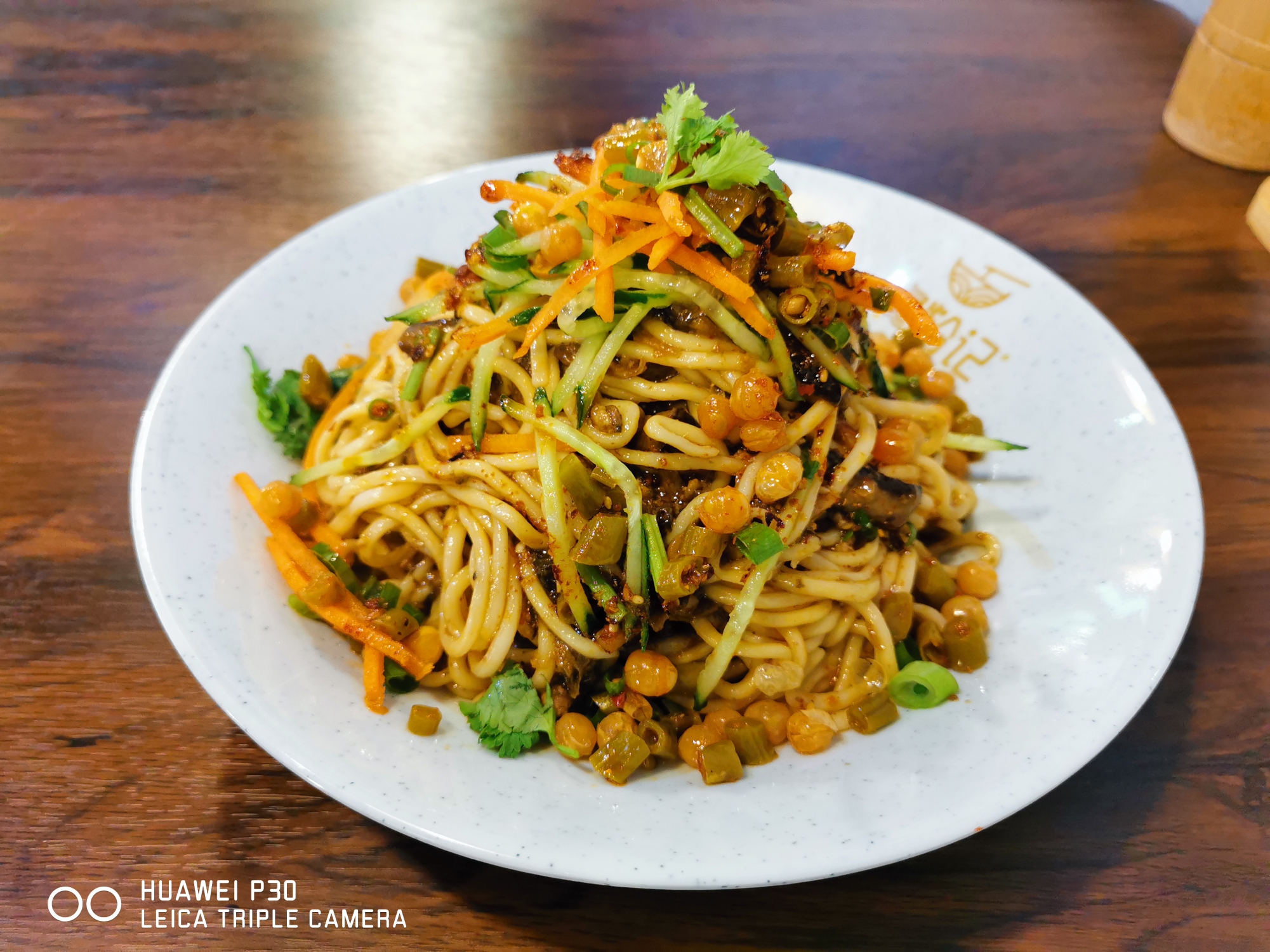 华为p30的相机超级微距,华为p30pro徕卡色调拍照实拍