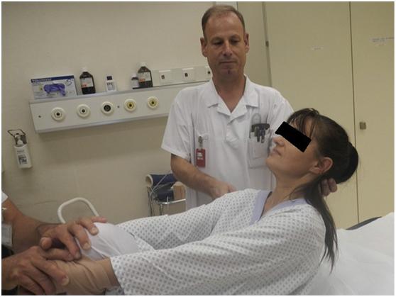 肩膀脱臼了？有一种新方法，能让你自己复位回去，像“陈真”一样