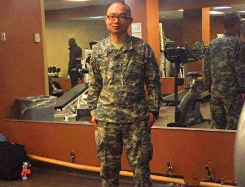 美国紧急撤侨透露怎样的信息,美国华人感染求助视频