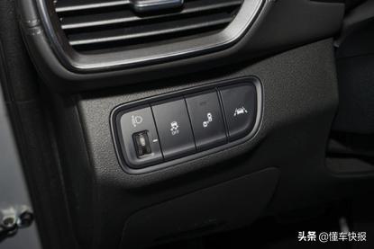 科技感配置最好的车,新款现代胜达中配6座测评