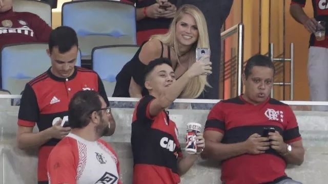 1998年苏珊娜照片,1998年罗纳尔多与苏珊娜