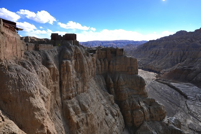雄踞阿里高原七百年，苍凉到极致的后藏秘境，消失的古格王朝