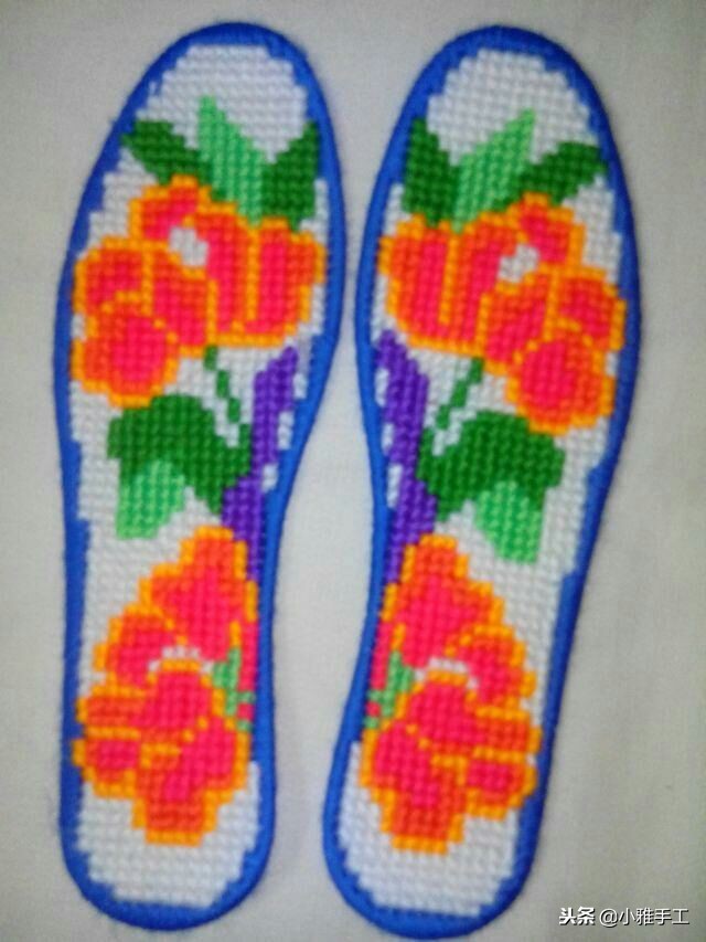 云南小巧妹自做鞋垫刺绣教程,孙姐手工刺绣鞋垫教程