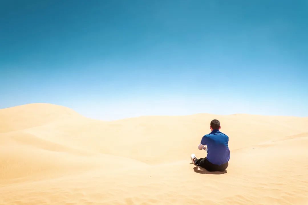 驾驶长安UNI-K从榆林启程一路北上鄂尔多斯观茫茫大漠