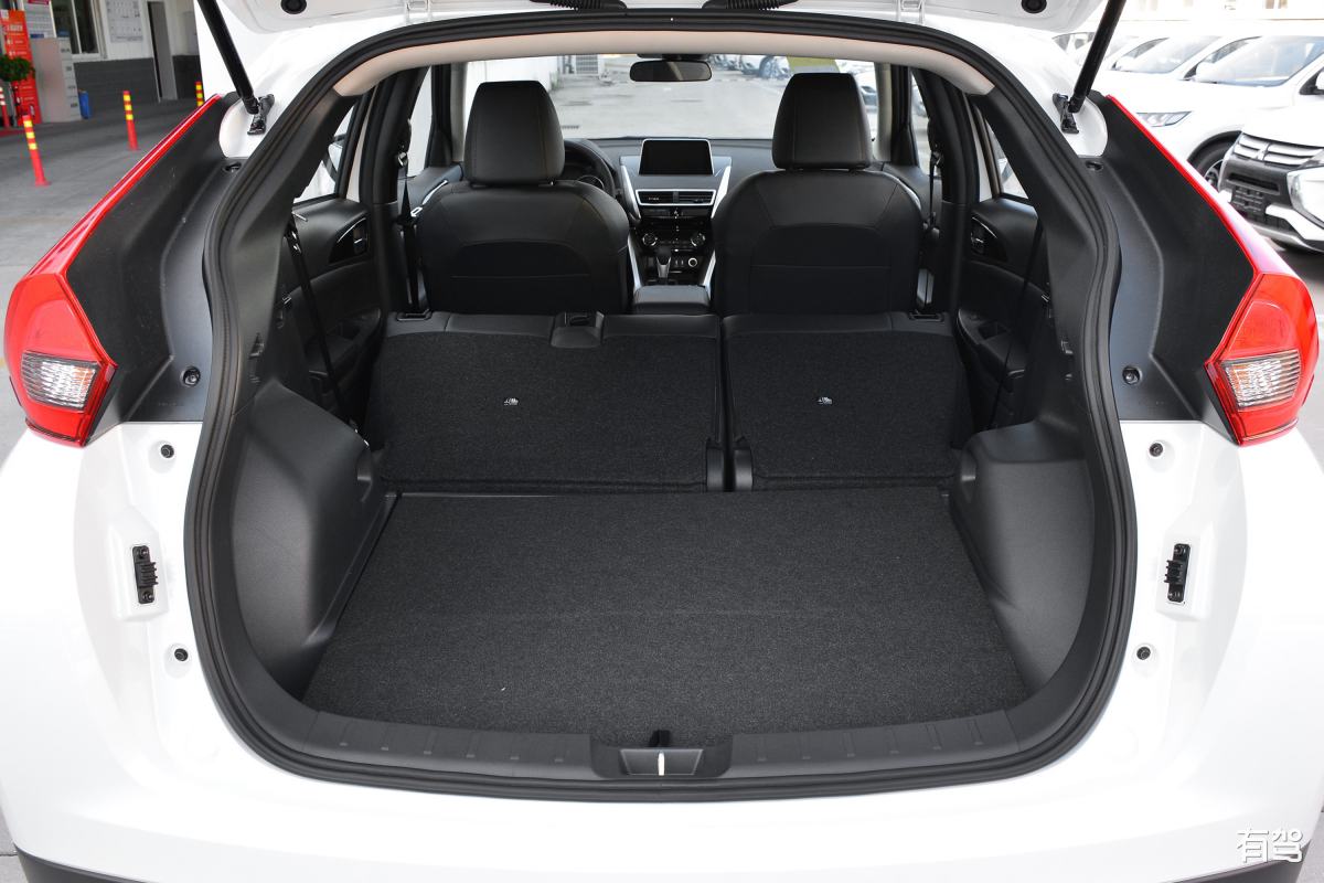 欧蓝德操控视频,欧蓝德使用一年半的真实车主感受