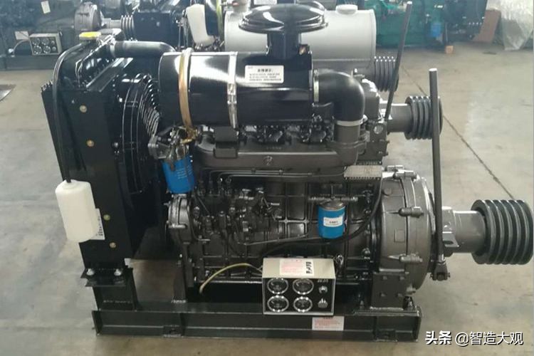 柴油机充气缸垫会出现什么症状,装载机发动机冲缸的表现