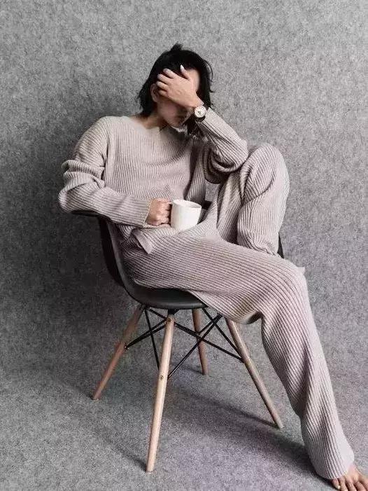 放假穿得这么土，难怪没有人约你！