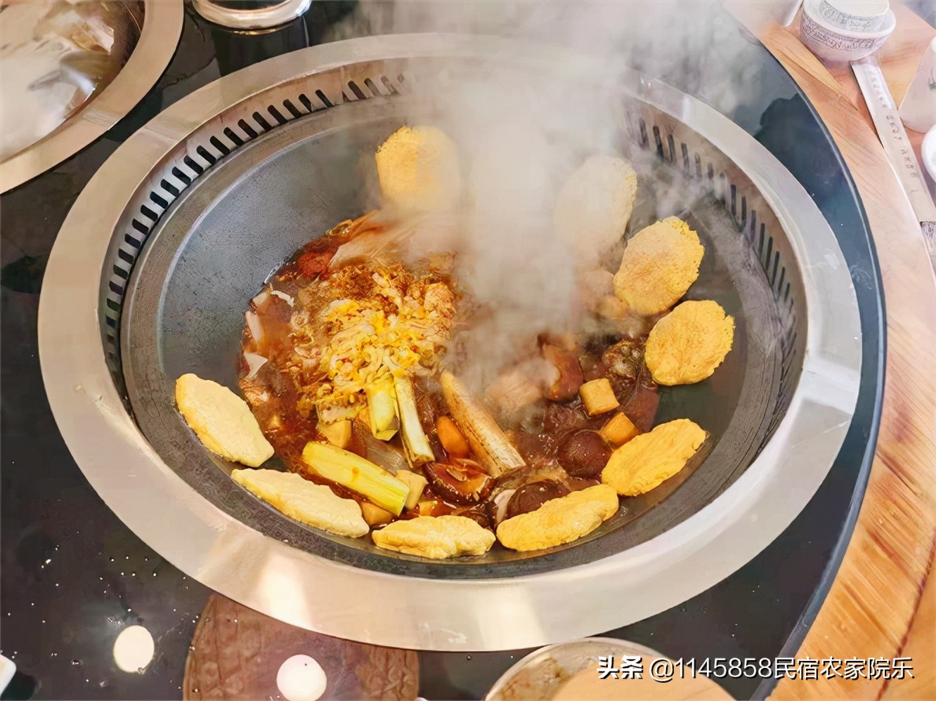 北京延庆王家堡地锅粗粮馆，吃了太多地锅鸡！这次换特色甲鱼试试