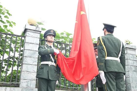 成都市华阳中学2020—2021学年度上期开学典礼