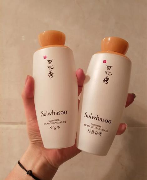 雪花秀精华搭配黛珂水乳,比雪花秀祛黄提亮好的水乳