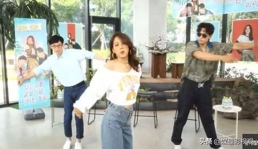 韩国男星rain巅峰时刻,rain撕背心肌肉照