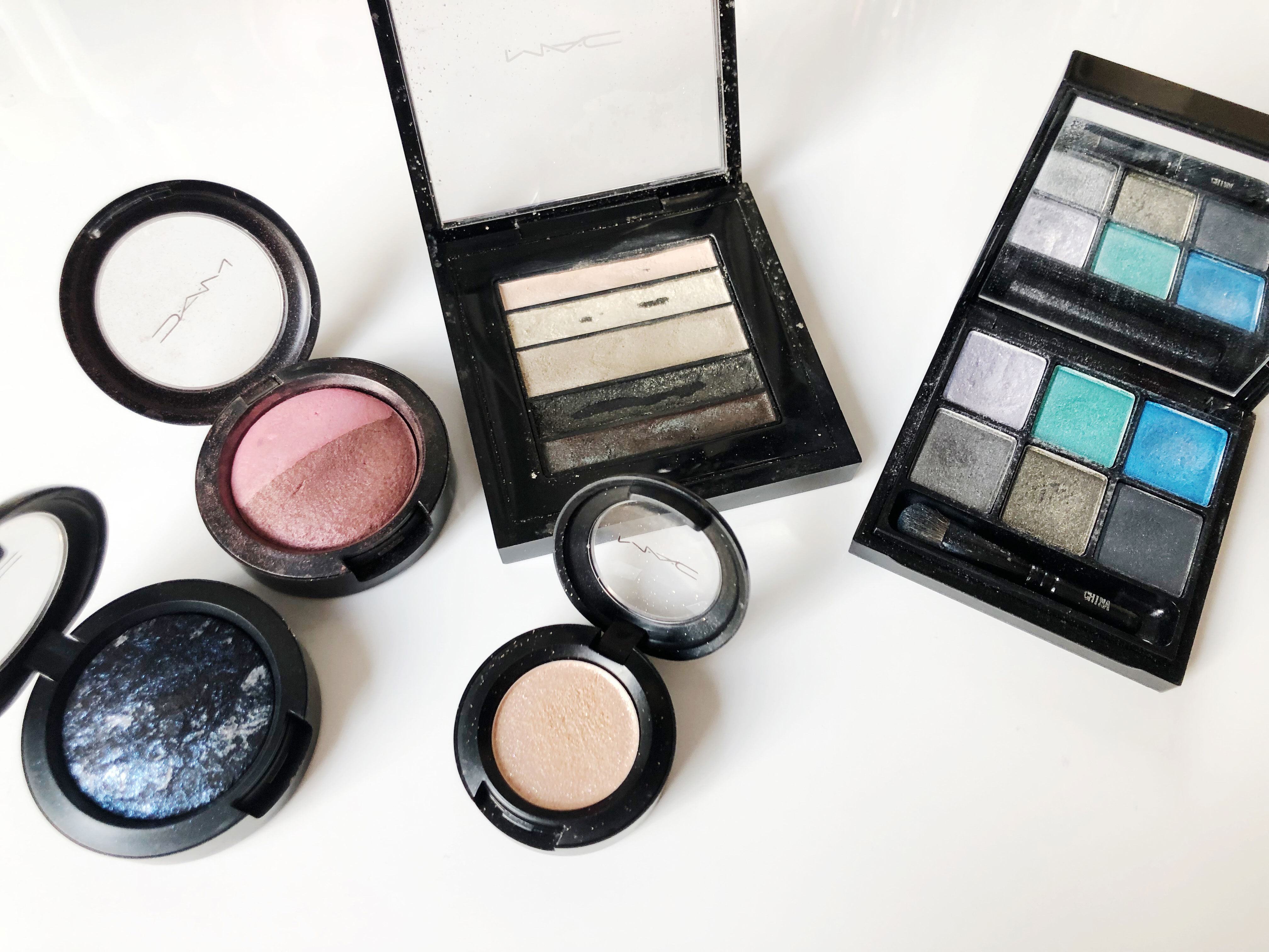 为什么挑不好眼影的女人，也挑不好男人？