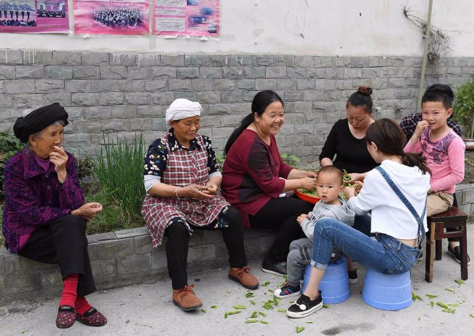 为什么说嘴唇薄的人自私自利,为什么说薄唇薄情