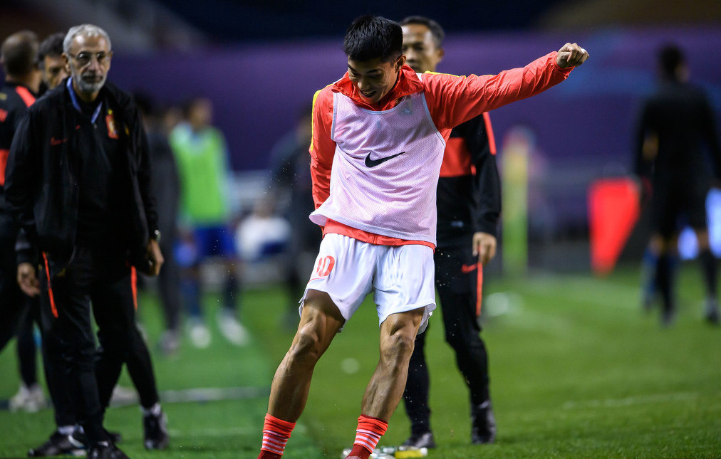 郑智赛后怒瞪观众席会被处罚吗,郑智怒瞪观众席原因被曝