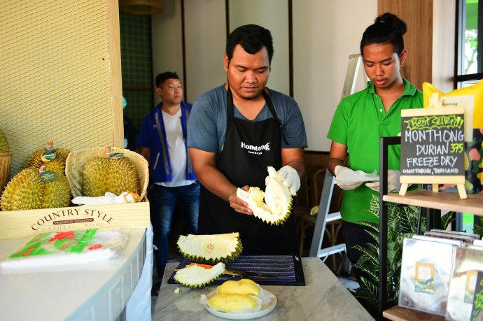 泰国暹罗古城打卡,超过半数中国游客前往泰国