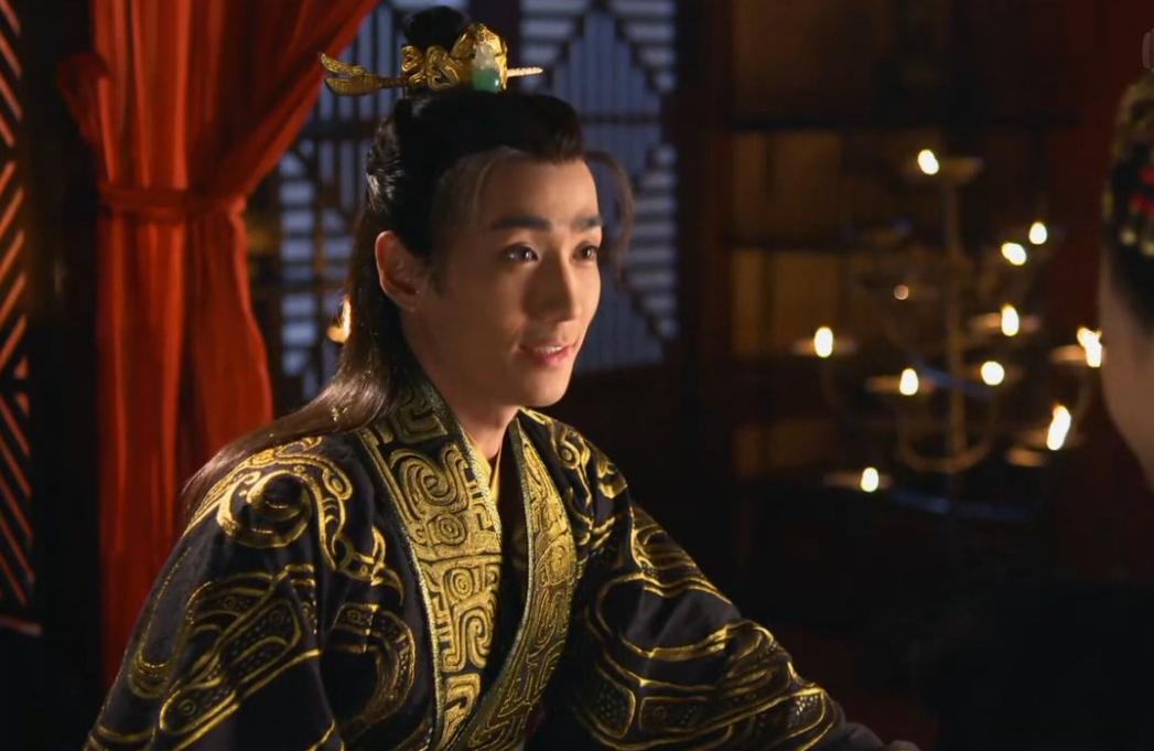 朱一龙罗云熙谁的颜值高,朱一龙存在感十足罗云熙