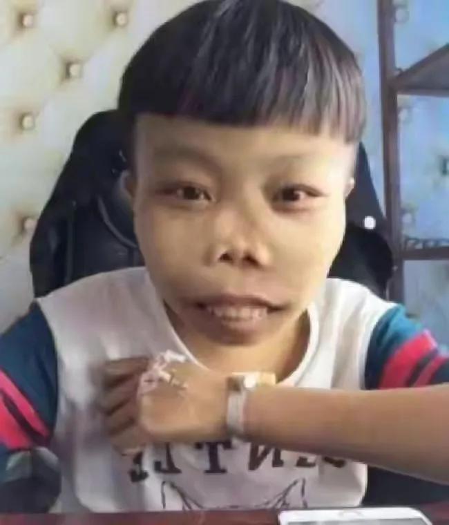 外星人陈山有女朋友吗,外星人陈山结婚了吗