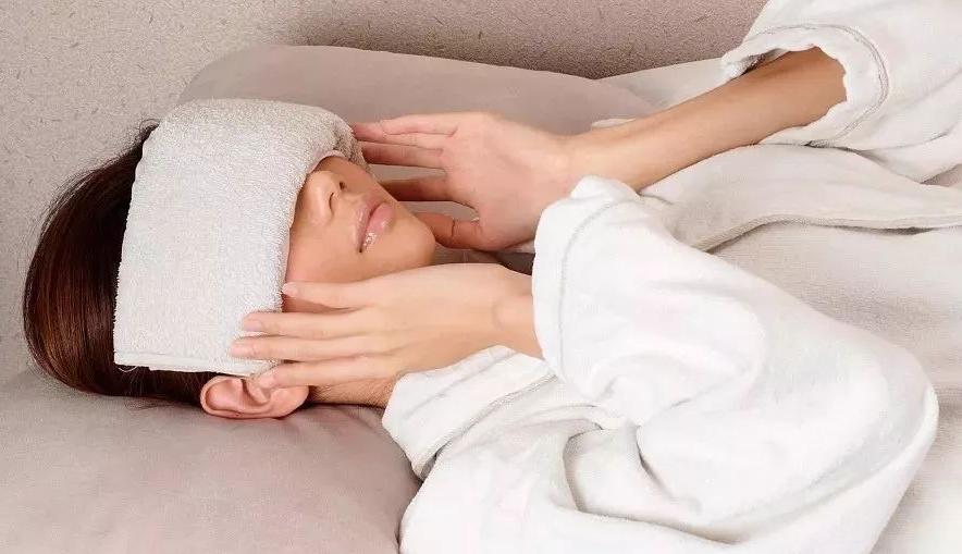 黑眼圈显憔悴教你5种方法来消除,黑眼圈很重气色很差怎么改善