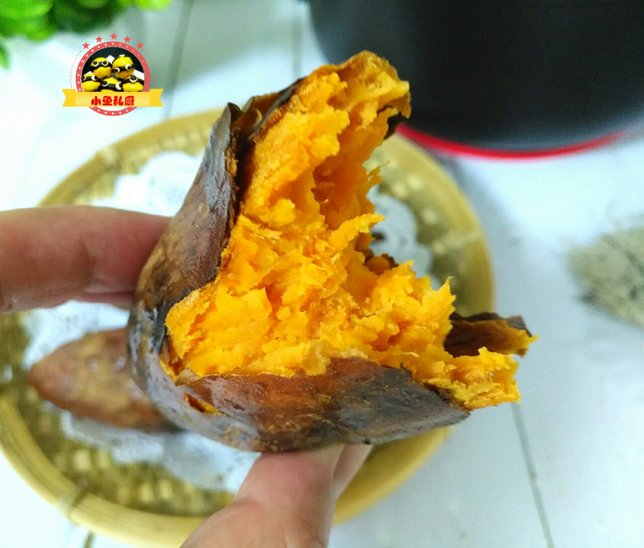 在家如何用砂锅烤红薯,烤红薯原来这么简单只用电饭煲