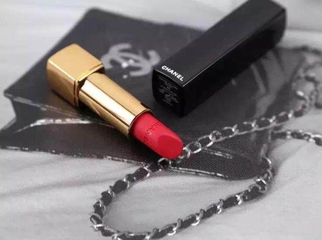 香奈儿口红部分试色,香奈儿diorgucci的口红哪个好