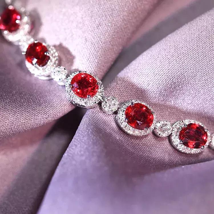 现存世界上最大的红宝石有多大,绿宝石蓝宝石红宝石哪个最珍贵