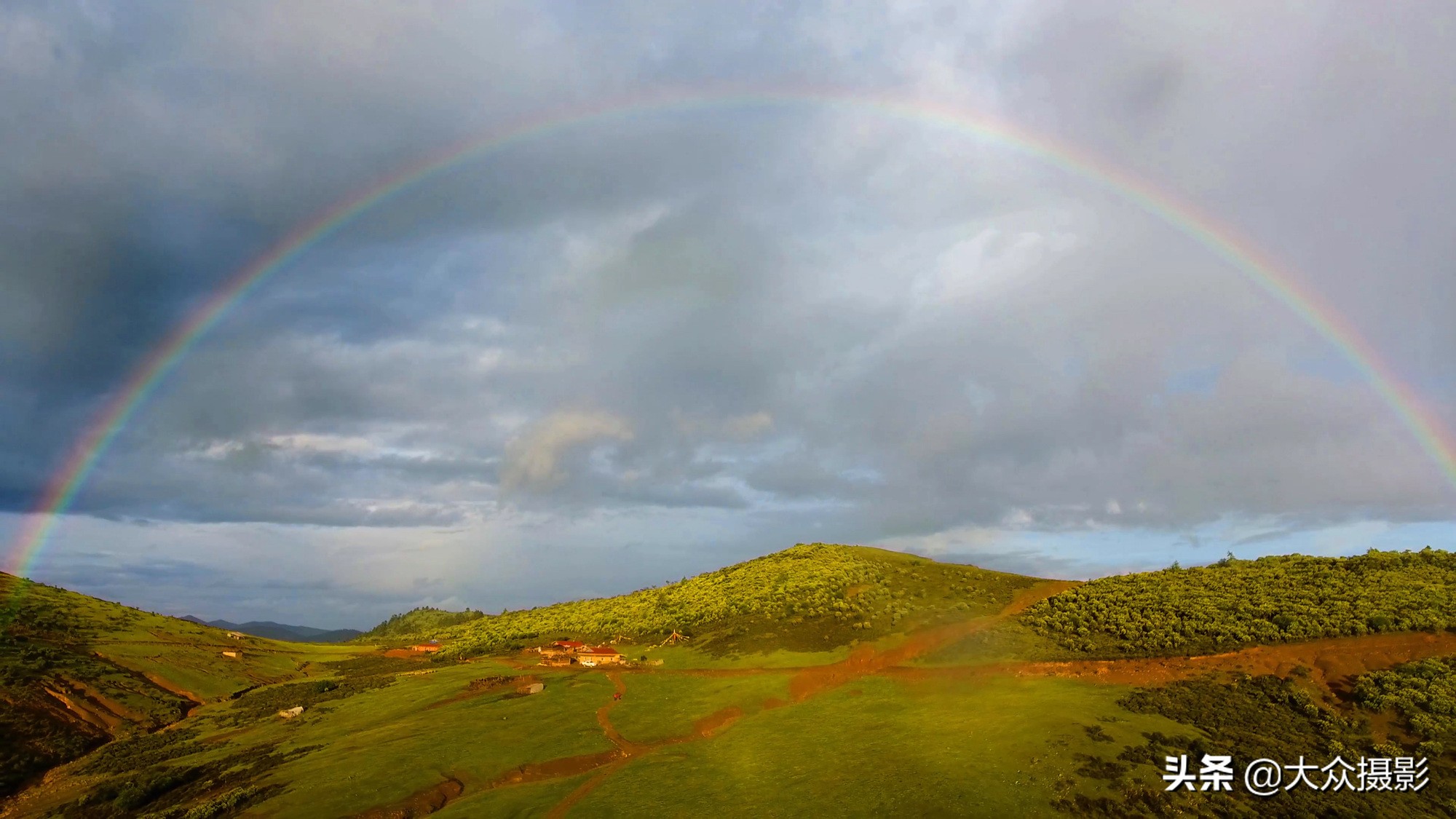 七大震撼人心的雪山之旅,探索雪山的美