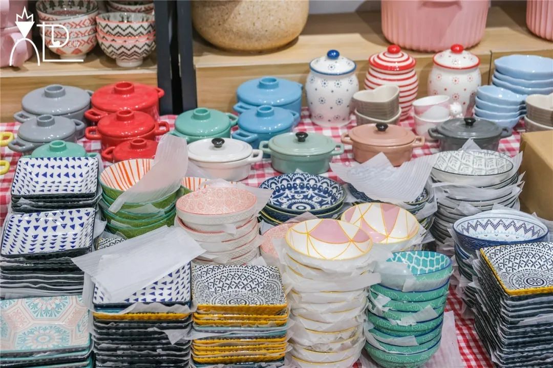 青岛陶瓷餐具哪里卖,青岛瓷器餐具店