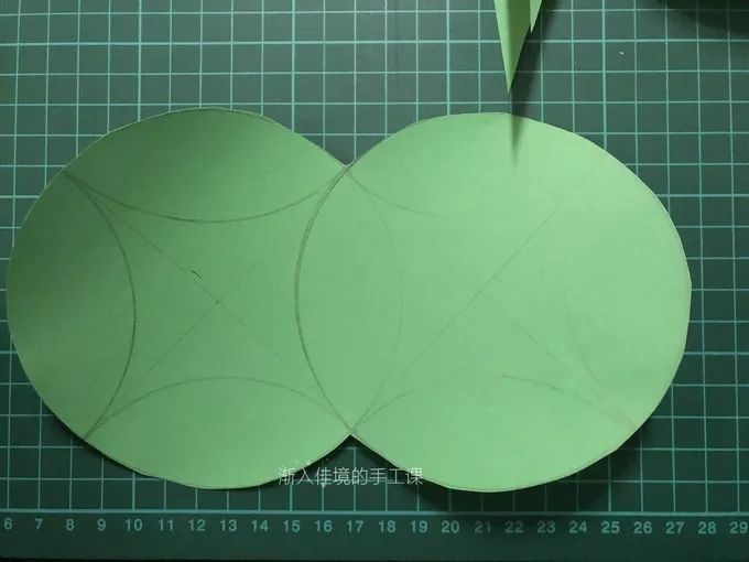 圣诞节用卡纸怎么做出来圣诞礼物,用普通的卡纸做圣诞节贴纸