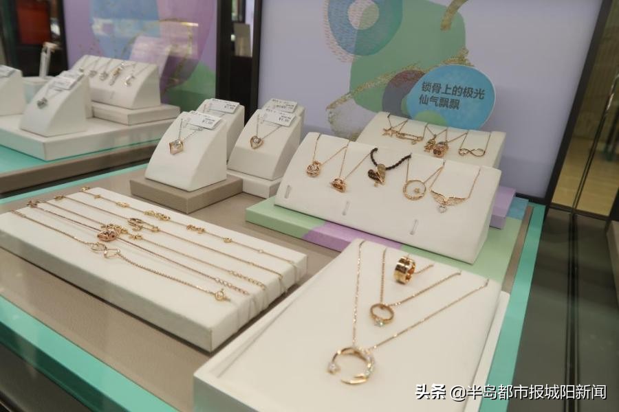 黄金珠宝卖场,黄金珠宝城洪泰商场