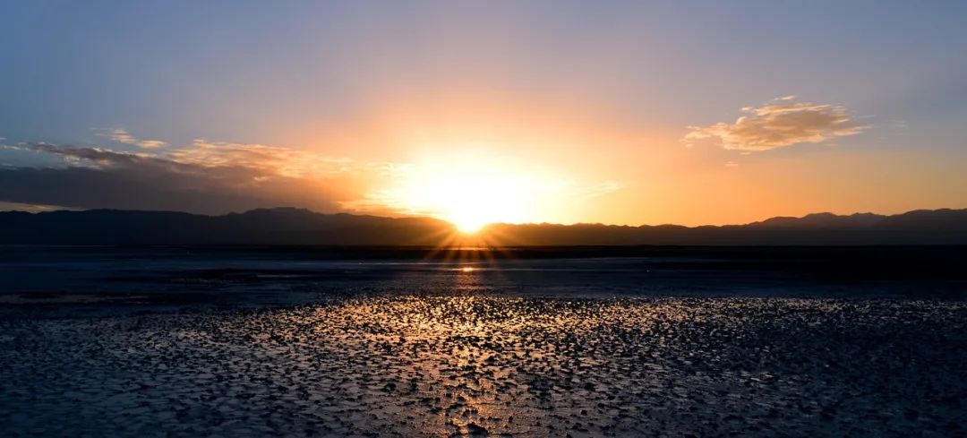 一年只开放六个月,茶卡盐湖的美,错过可能就是一辈子