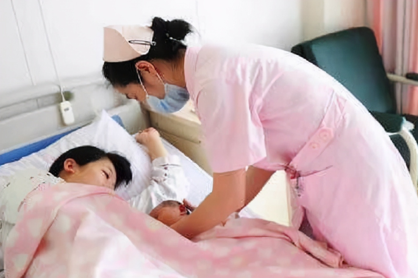 小宝宝最快的出生方法是什么,宝宝出生30天成长过程