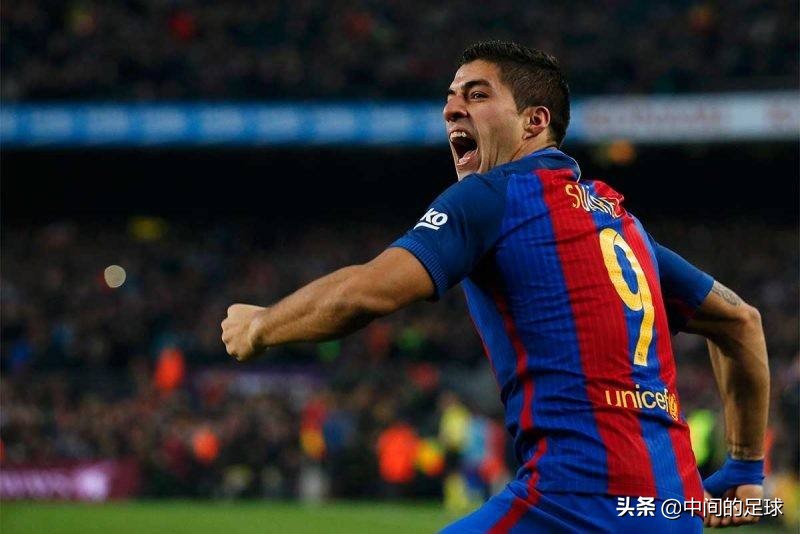 有一个很强的前锋打什么战术,有一种前锋叫诺伊尔