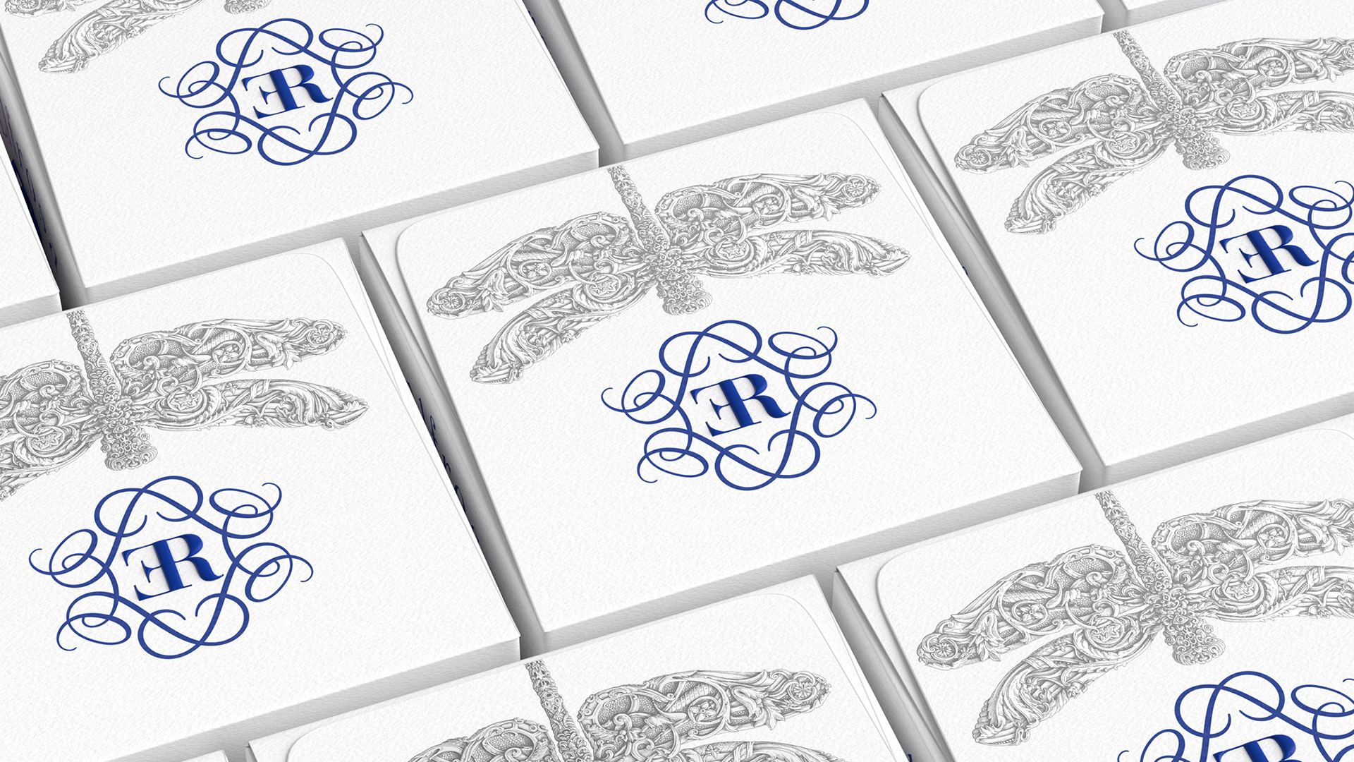 大马士革玫瑰纯露蓝色瓶子的,大马士革玫瑰纯露图