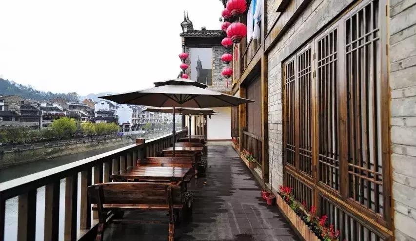 想去古城去哪里好,镇远古镇住宿攻略江景
