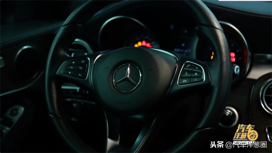 买二手车看4s记录靠谱吗,买二手车去4s店买置换车靠谱吗