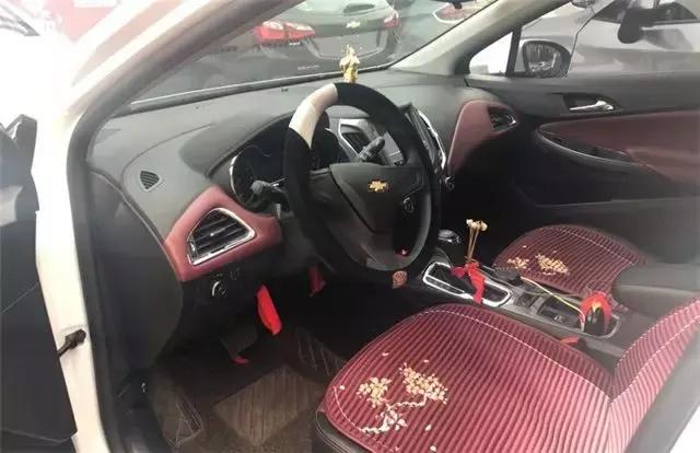 科鲁兹车评价怎么样,雪佛兰2019款1.6t科鲁兹内饰