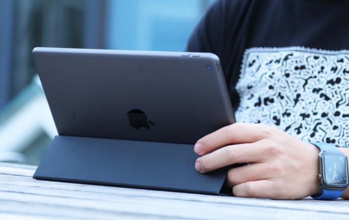 平板选择哪款性价比高又便宜,目前平板哪款最值得入手