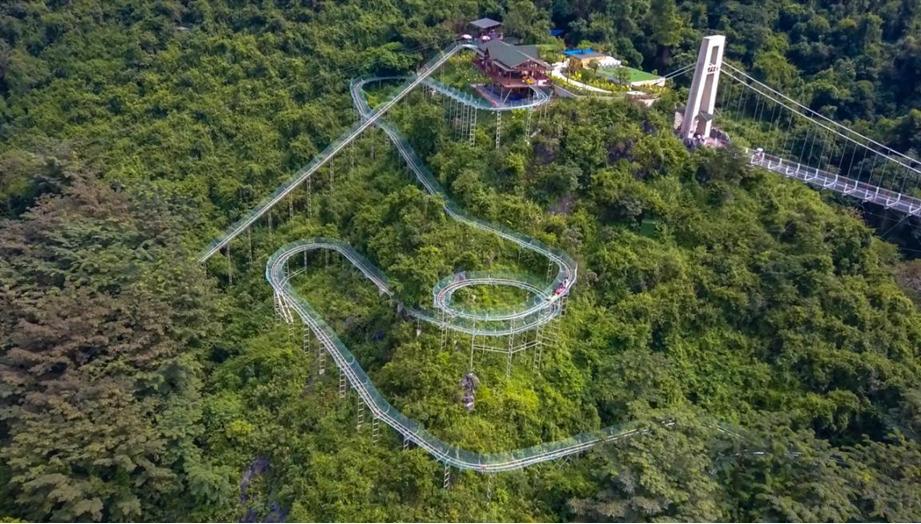 隐藏在英德一座微派风格的酒店—一幅灵动与纸上的古邑国画