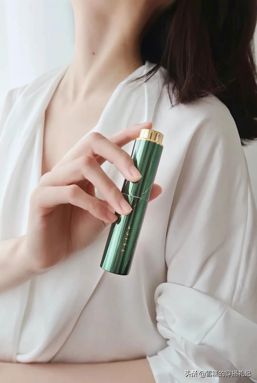 女人喷香水的危险,女人喷香水什么心理