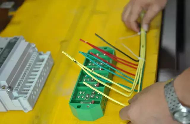 装表接电示意图,装表接电详细步骤教程带终端