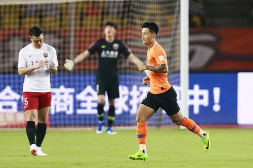 没有什么能阻挡我们前进的脚步,没有什么能阻挡我们前行脚步