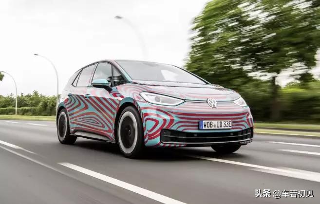新2022款大众高尔夫8黑武士,大众高尔夫8代改件